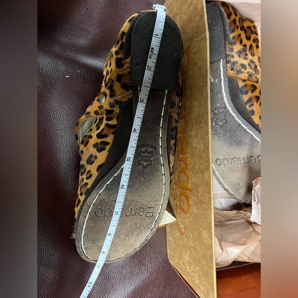 Bernardo size 7 - Picture 2 of 4